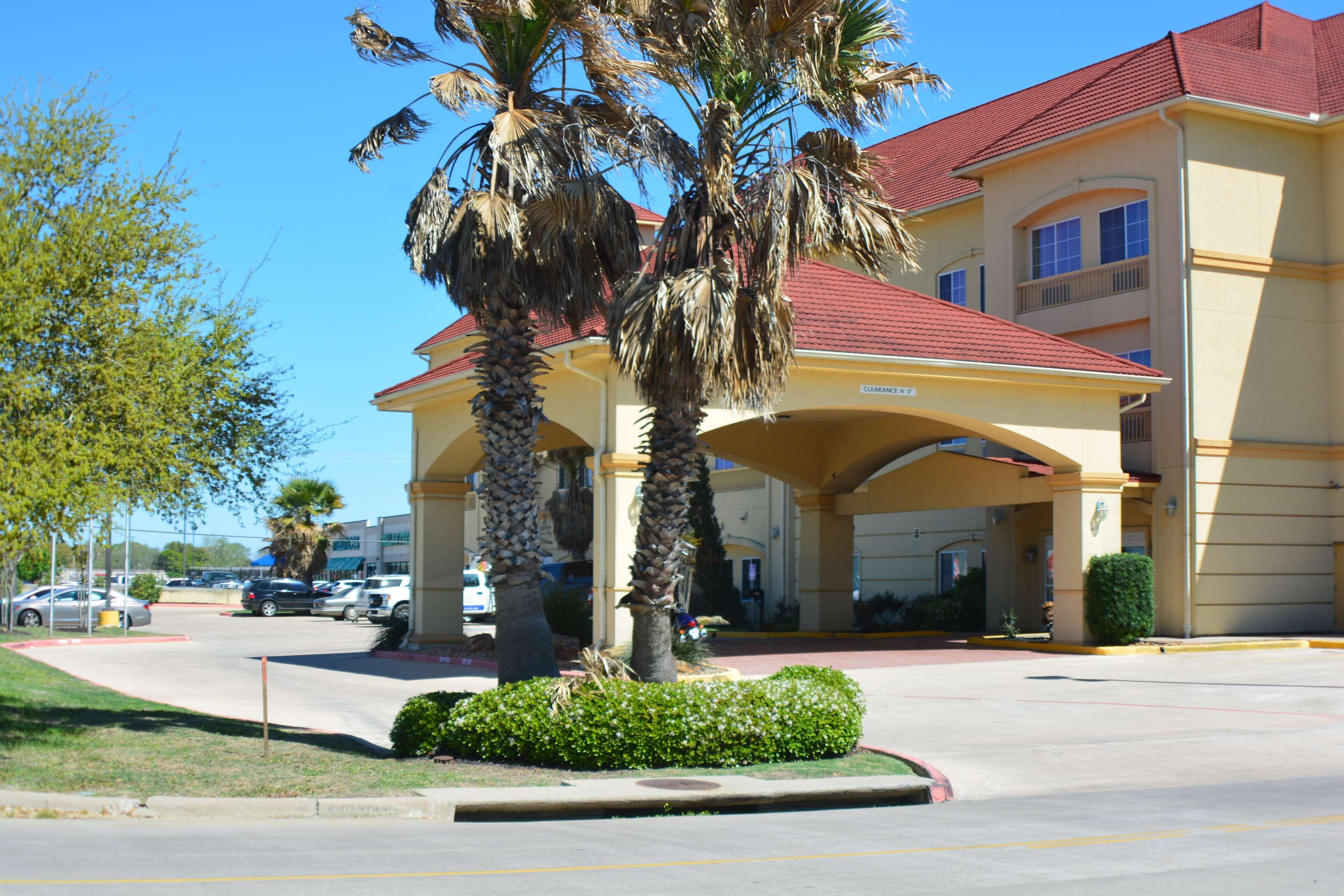 Baymont Inn & Suites Brenham Exterior foto