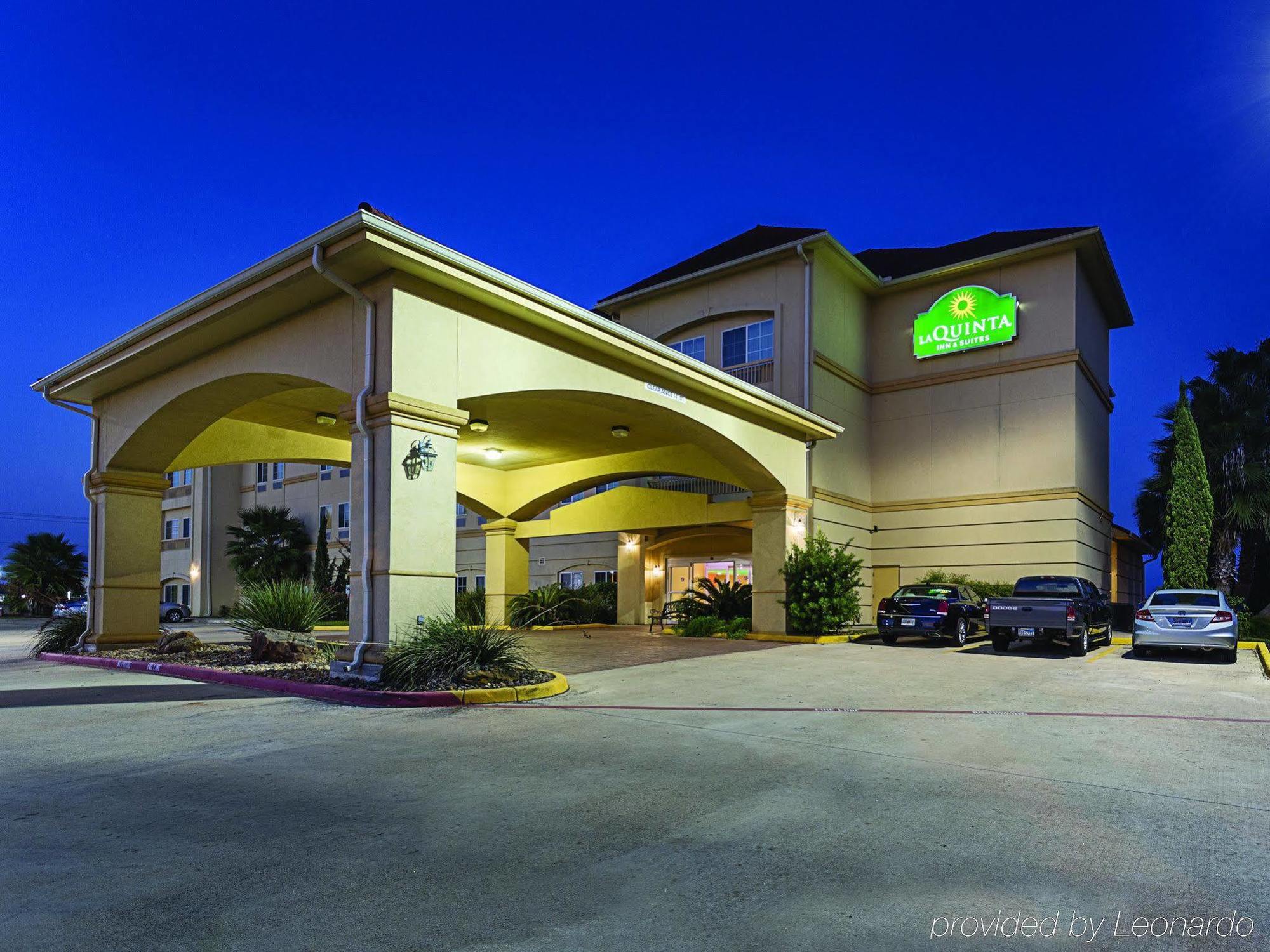 Baymont Inn & Suites Brenham Exterior foto