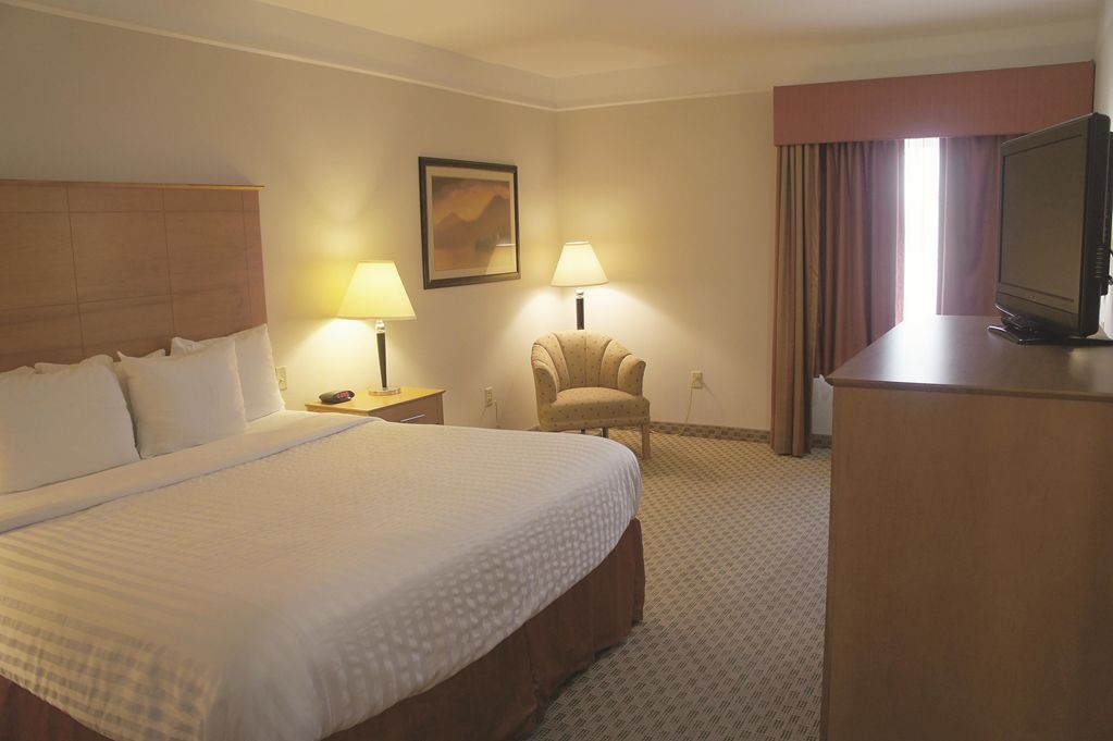 Baymont Inn & Suites Brenham Cameră foto